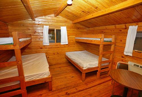 Arrowhead Camping Resort Cabin 1, Douglas Center