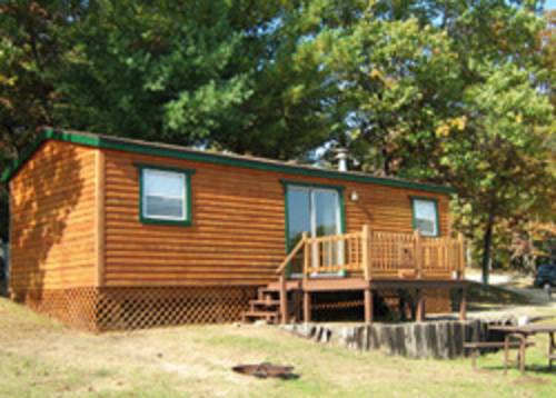 Arrowhead Camping Resort Park Model 10, Douglas Center