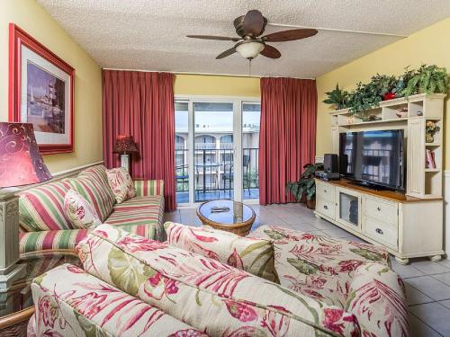 Beach Club 405 Apartment, Saint Simons Island