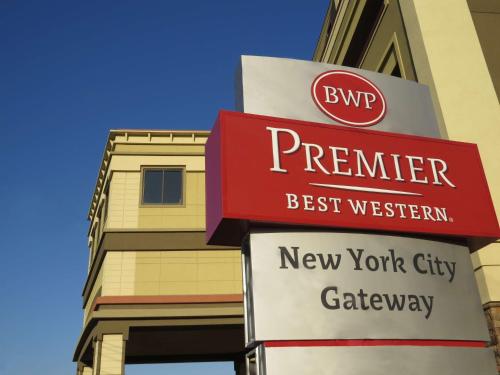 Best Western Premier NYC Gateway Hotel, North Bergen