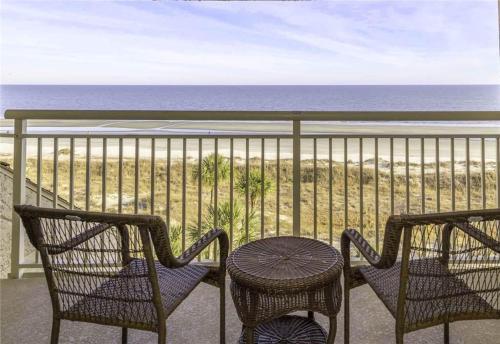 Captains Walk - Two Bedroom Condo - 484, Hilton Head Island