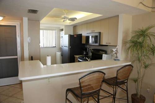 Carlos Pointe 623 Apartment, Fort Myers Beach