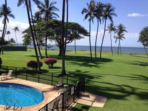 Central Kihei Remodeled Beachfront Condo, Kihei