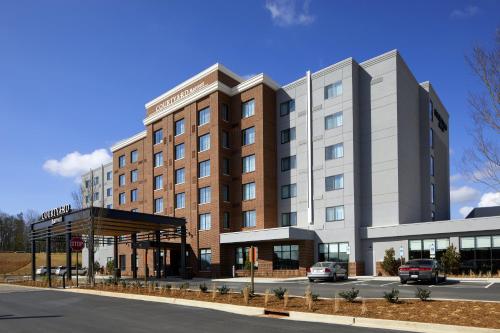 Courtyard by Marriott Charlotte Fort Mill, SC, Fort Mill