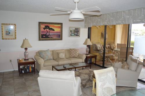 Cove II 110F Condo, Siesta Key