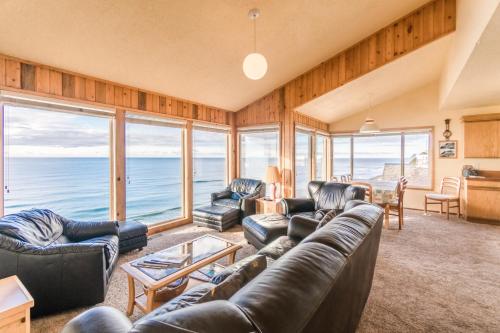 Desantis Beach House, Lincoln City