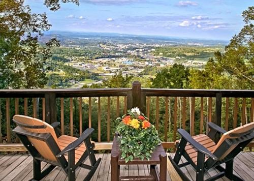 Eagle's View One-Bedroom Cabin, Sevierville