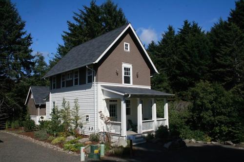 Elkhaven Home, Lincoln City