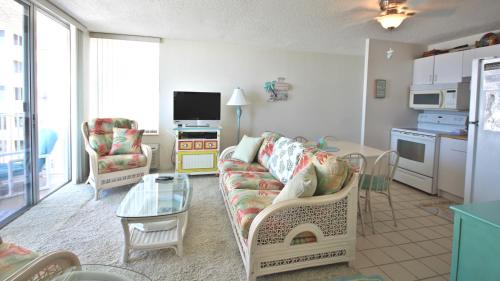 Estero Beach &Tennis #705B Condo, Fort Myers Beach