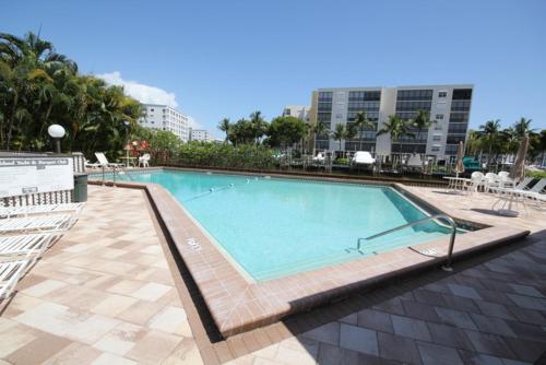 Estero Yacht & Racquet Club Condo, Fort Myers Beach