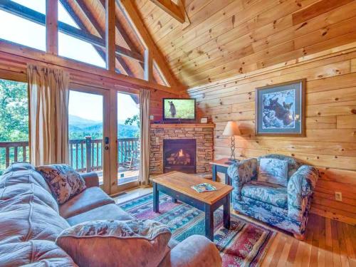 Fireside View - Two Bedroom Home, Gatlinburg