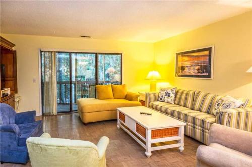 Golfmaster - Two Bedroom Condo - 304, Hilton Head Island