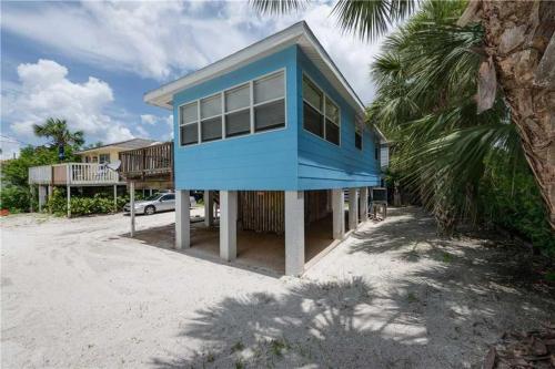 Gulf Beauty - Two Bedroom Home - 646, Fort Myers Beach