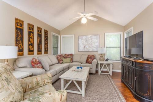 Harbour Oaks 508 Apartment, Saint Simons Island