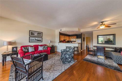 Harbourside One - Three Bedroom Condo - 7129, Hilton Head Island