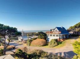 Heceta House and Fisherman's Cottage, Florence