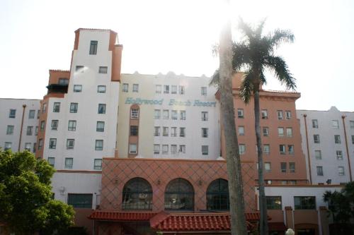 Historic Hollywood Beach Resort-#458 Condo, Hollywood