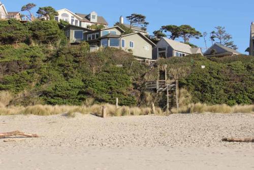 Inlet Point Home, Lincoln City