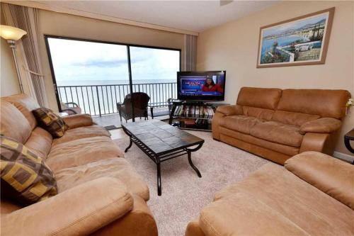 Las Brisas - Three Bedroom Condo - 306, St. Pete Beach