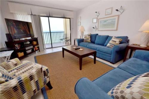 Las Brisas - Three Bedroom Condo - 404, St. Pete Beach