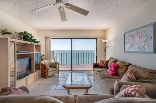 Las Brisas - Three Bedroom Condo - 504, St. Pete Beach