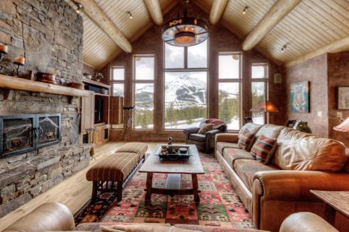 Lone View Lodge, Big Sky Mountain Village