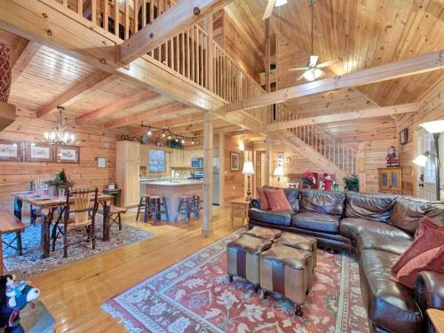 Mountain Haven - Three Bedroom Home, Gatlinburg