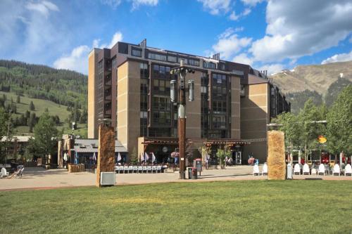 MP705H Mountain Plaza Hotel Room, Copper Mountain