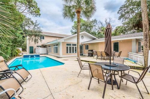 Myrtle Lane - Three Bedroom Home - 1A, Hilton Head Island