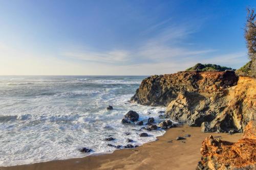 Neptune's Beach, Lincoln Beach