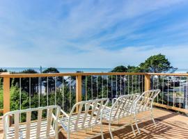 Oceanside Views, Lincoln Beach