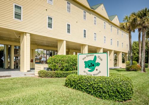 OT107 - Ocean Club at Turtlemound - Corner Unit, New Smyrna Beach