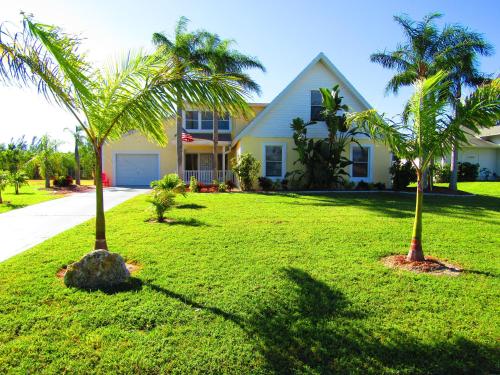 Paradise Place, Cape Coral