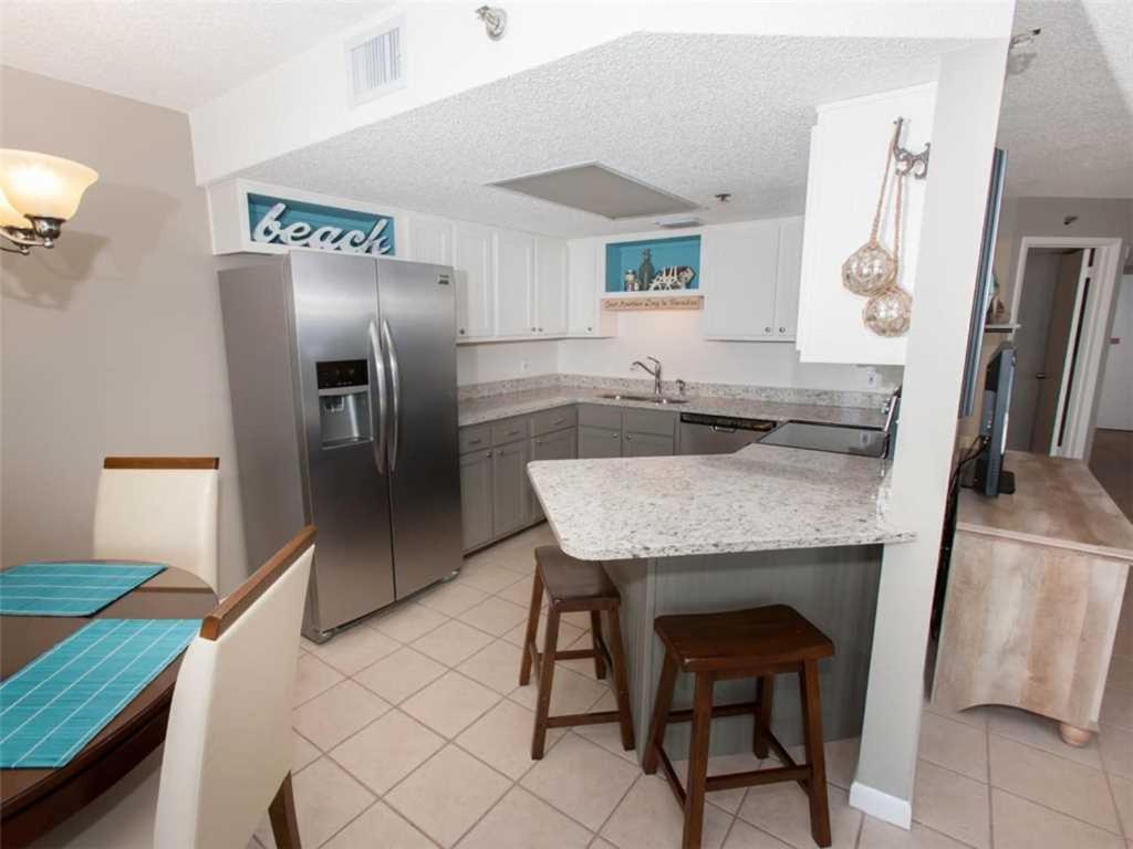 Phoenix East 905, Orange Beach