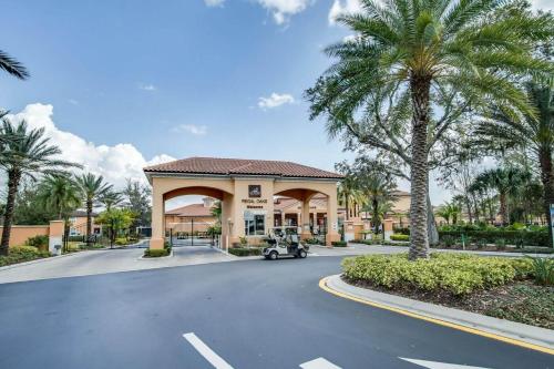 Regal Oaks Resort by Blue Ribbon Management, Orlando