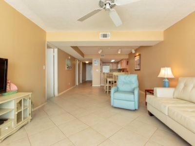 Romar Tower 8C Apartment, Orange Beach