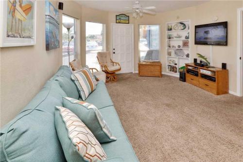 Sea Rocket - One Bedroom Condo - 29, St. Pete Beach