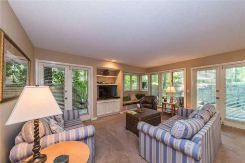 St. Andrews Common - Two Bedroom Condo - 1758, Hilton Head Island