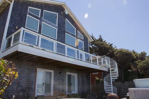 Sunset House Home, Lincoln City