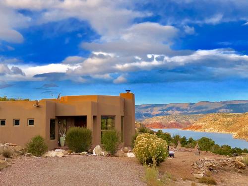 The Casita del Lago, Abiquiu