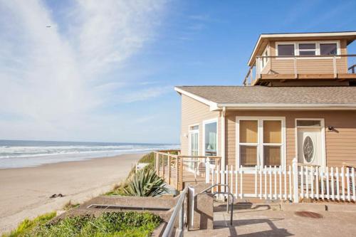 The Lookout Home, Lincoln City