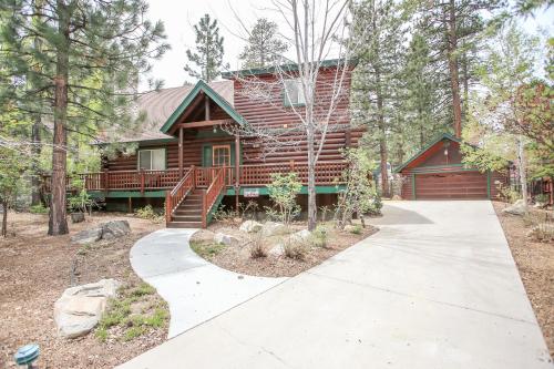 Three Bear's Den, Big Bear Lake