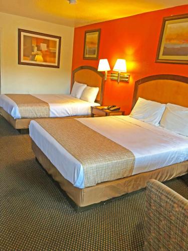 Travelodge by Wyndham Houston Hobby Airport, Houston