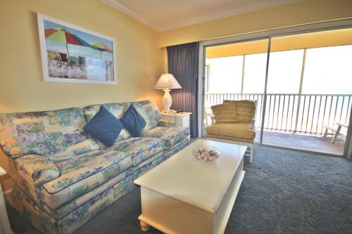 Vacation Villas #534 - Beach Front Condo, Fort Myers Beach