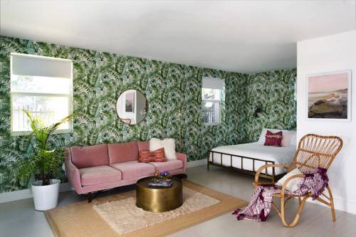 Vibrant Wynwood Suites by Sonder, Miami