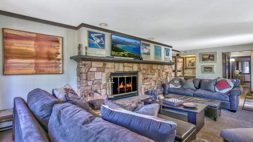 Warm Squaw Valley 1BR Condo, Olympic Valley