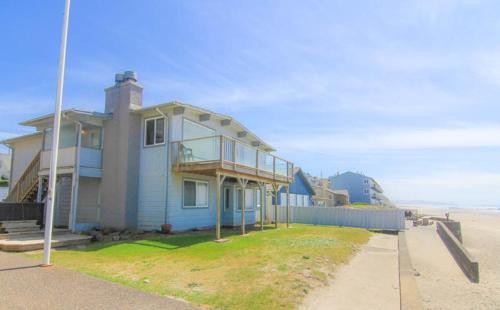 Wave Watchers Home, Lincoln City