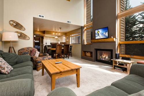 Wood Fires and Mountain Views, Park City