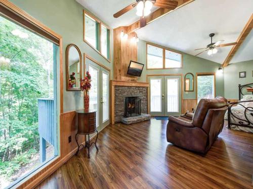 Woodsong - One Bedroom Home, Gatlinburg