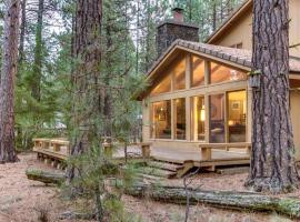 Buckbrush Cabin (SM 93), Sisters